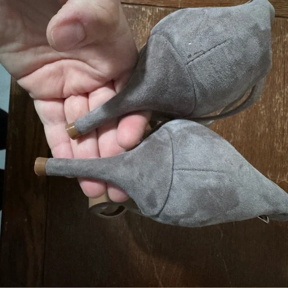 Gray NineWest heels - Picture 6 of 6